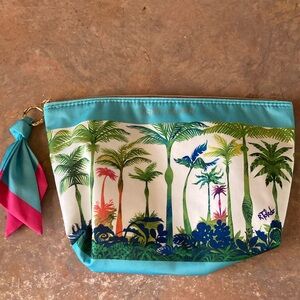 New makeup bag…never used